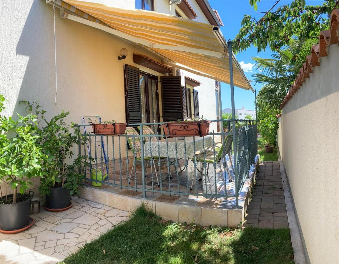 Funtana Apartments Budinjas Экстерьер фото