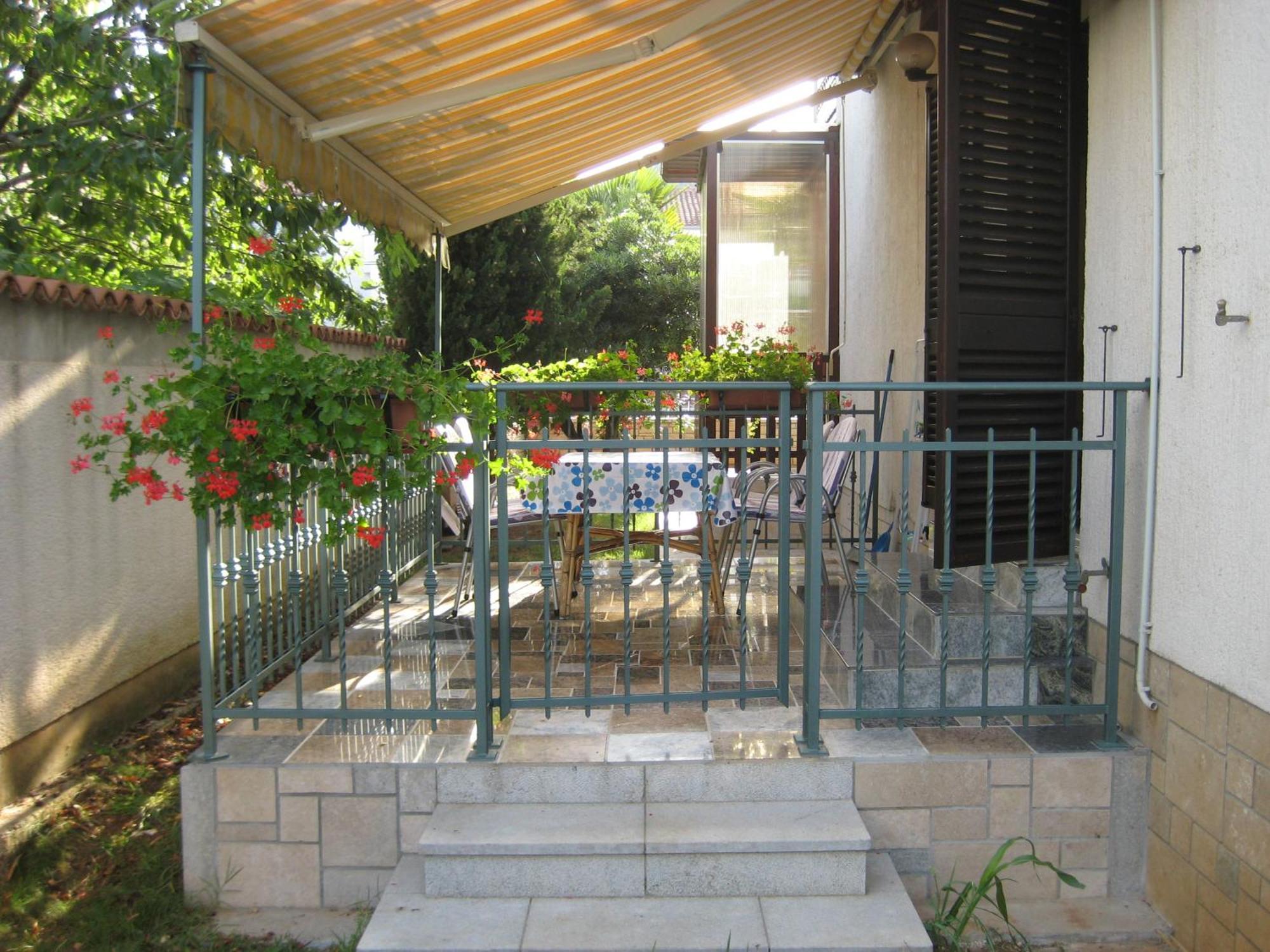 Funtana Apartments Budinjas Экстерьер фото