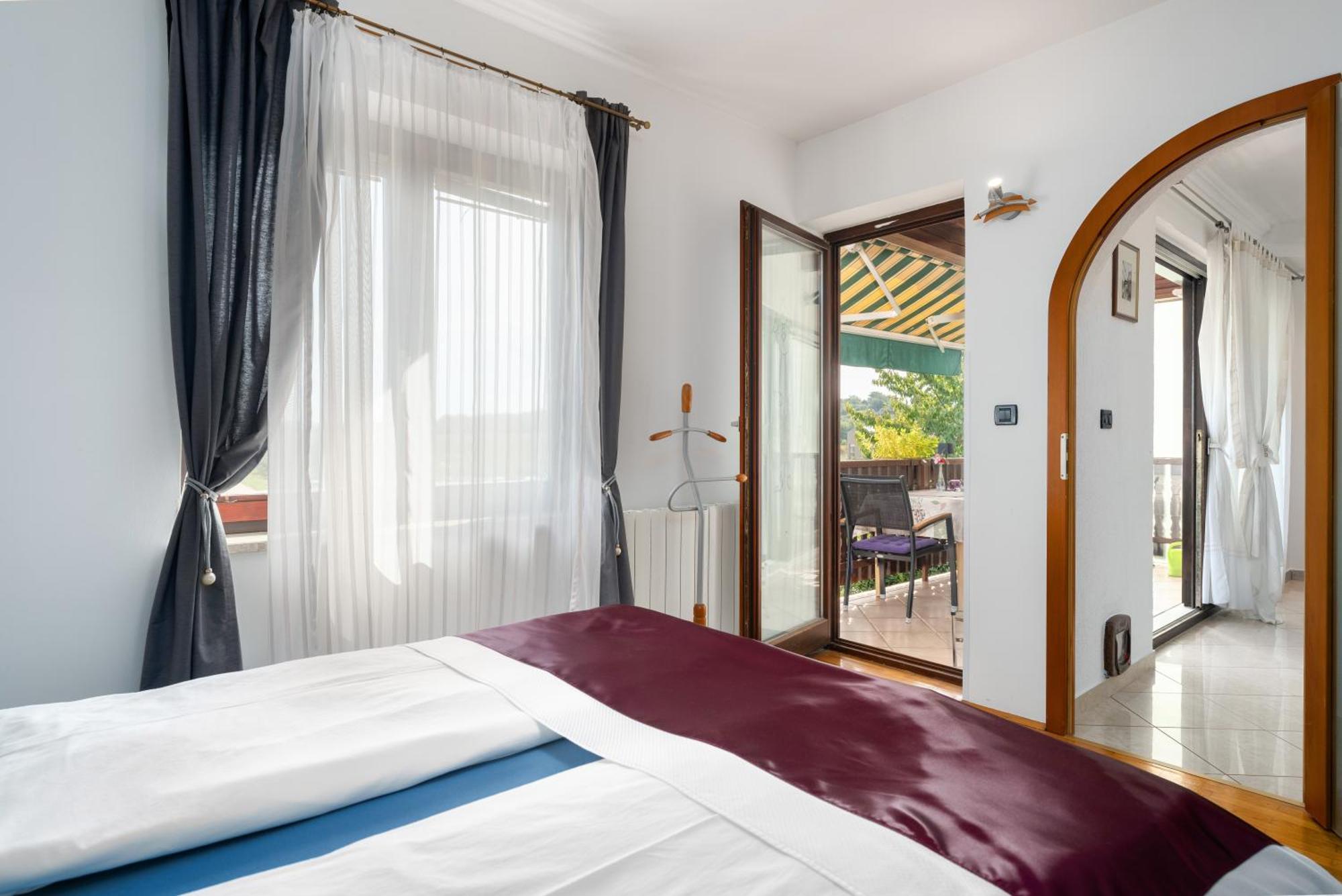 Funtana Apartments Budinjas Экстерьер фото