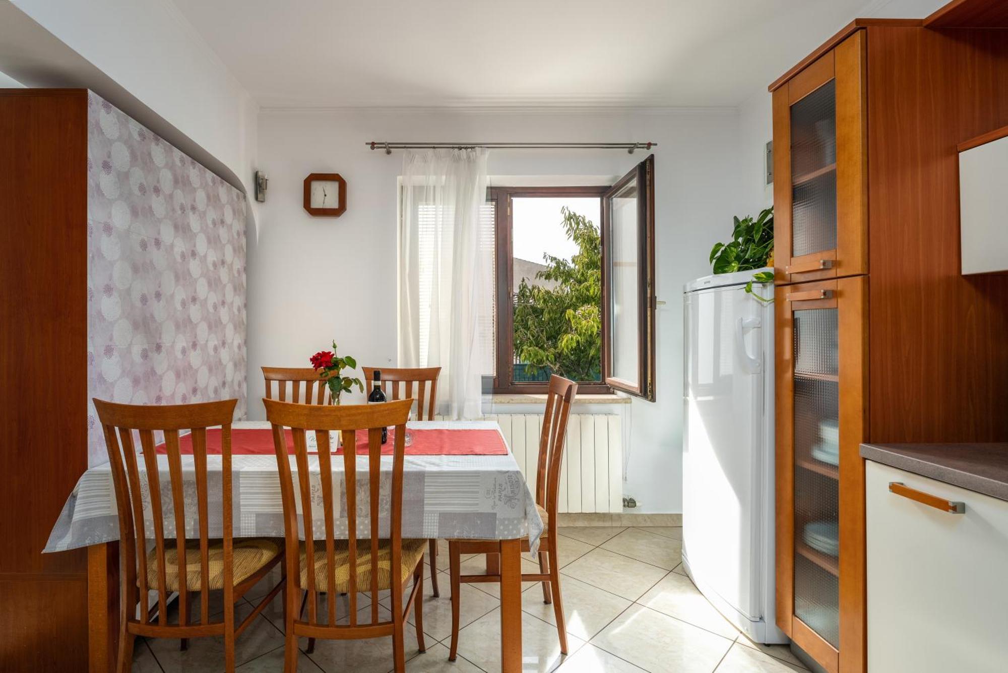 Funtana Apartments Budinjas Экстерьер фото