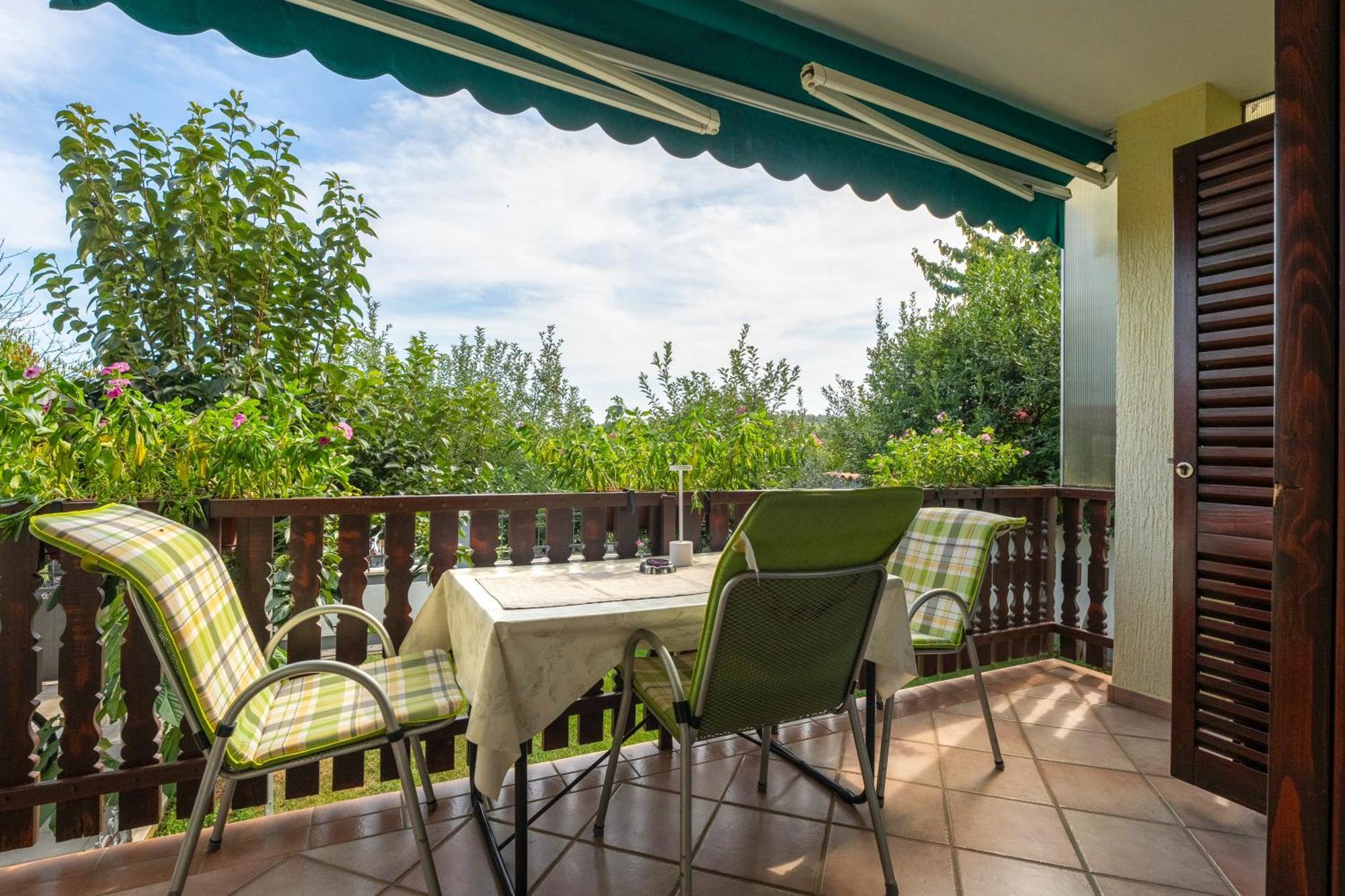 Funtana Apartments Budinjas Экстерьер фото