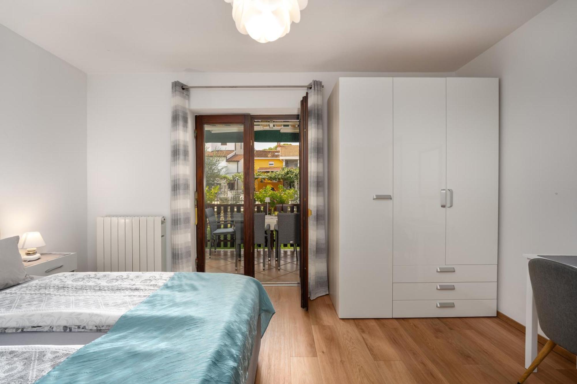 Funtana Apartments Budinjas Экстерьер фото