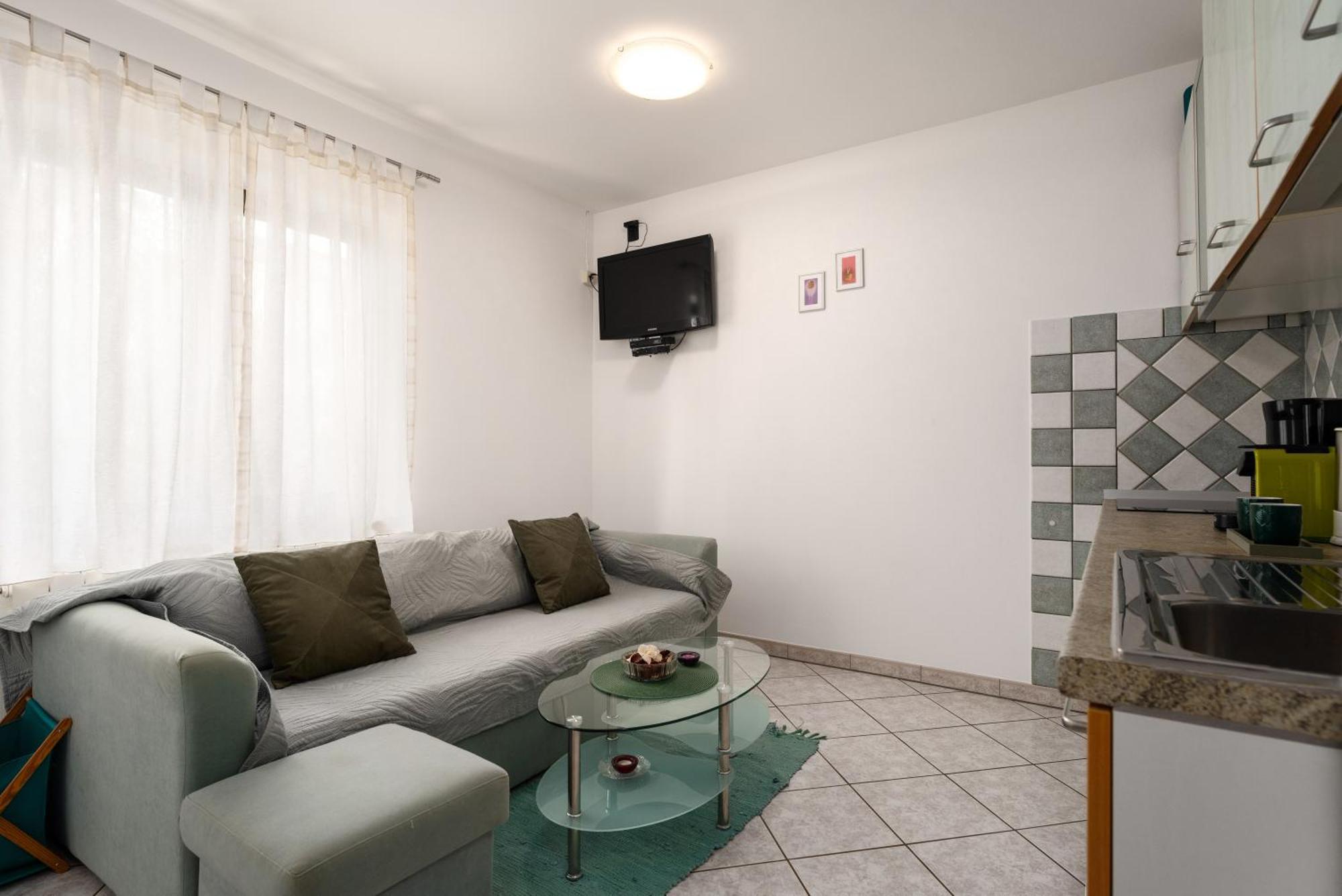 Funtana Apartments Budinjas Экстерьер фото