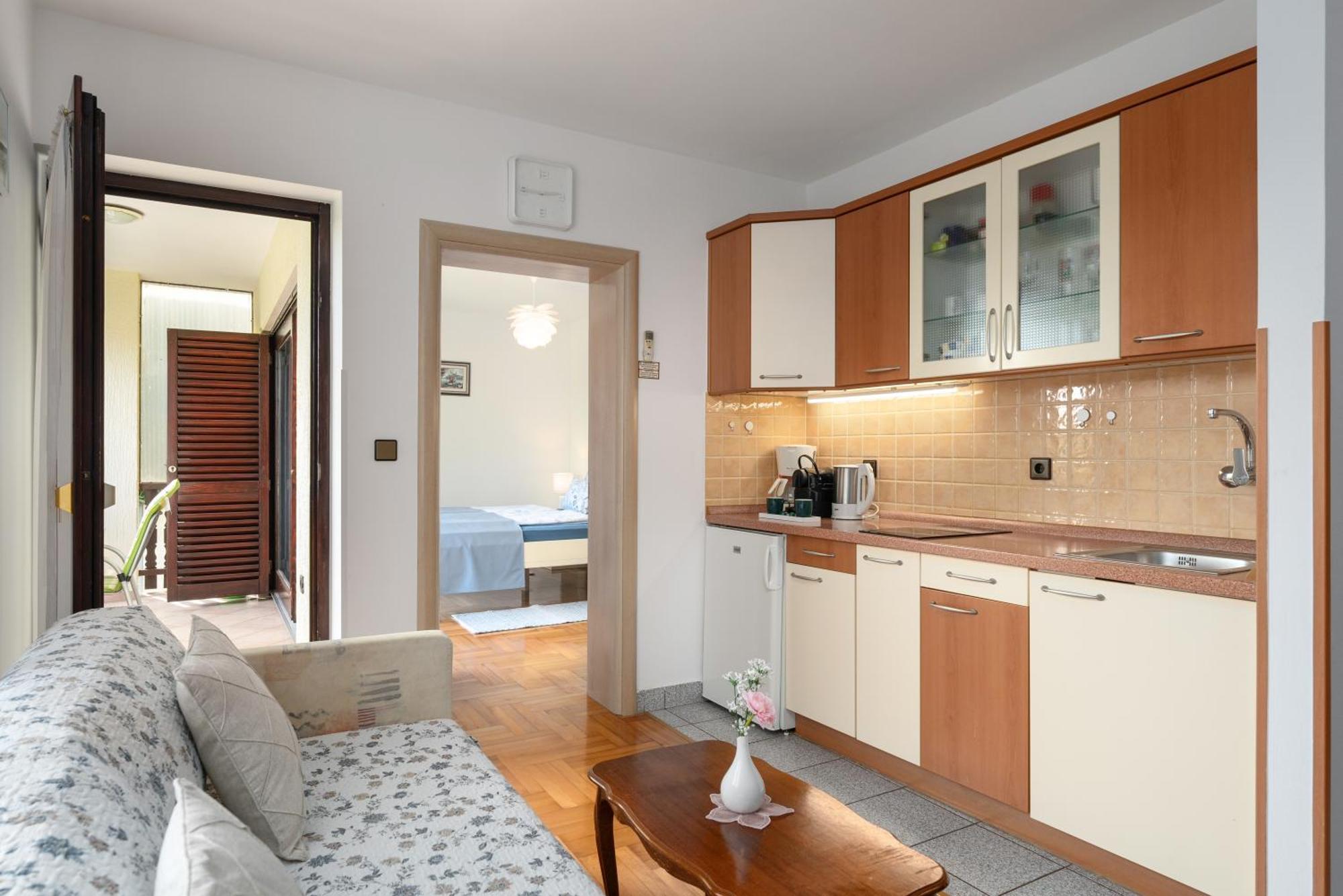 Funtana Apartments Budinjas Экстерьер фото